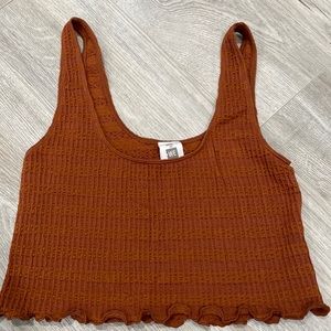 Me to We crop top. Size medium. Rust color